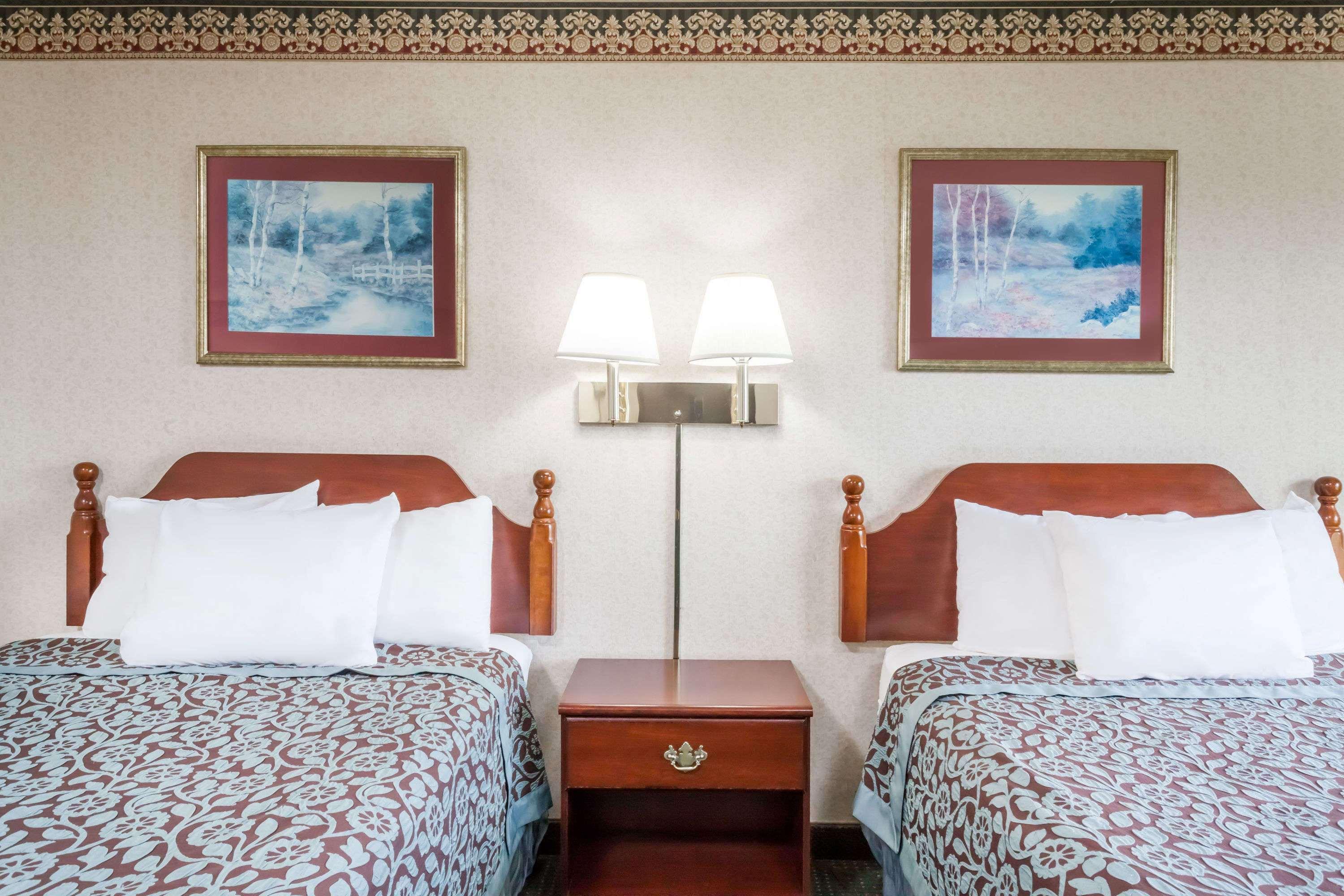 Days Inn By Wyndham Таннерсвілл Екстер'єр фото